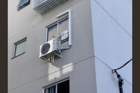 Apartamento à venda com 45m², 2 quartos e 1 vaga Apartamento à venda com 45m², 2 quartos e 1 vagaPlaca