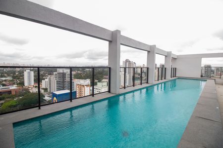 Studio para alugar com 29m², 1 quarto e sem vaga Studio para alugar com 29m², 1 quarto e sem vagaÁrea comum - Piscina