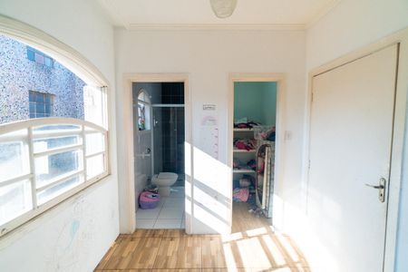 Casa à venda com 210m², 3 quartos e 2 vagas Casa à venda com 210m², 3 quartos e 2 vagasSuite 3