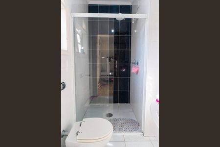 Casa à venda com 210m², 3 quartos e 2 vagas Casa à venda com 210m², 3 quartos e 2 vagasBanheiro da Suíte 3 Detalhe