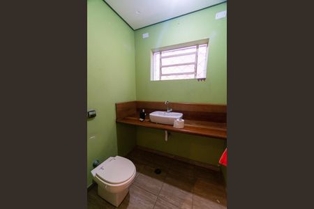 Casa à venda com 210m², 3 quartos e 2 vagas Casa à venda com 210m², 3 quartos e 2 vagasLavabo