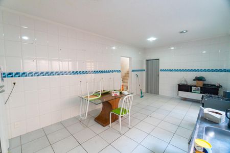 Casa à venda com 210m², 3 quartos e 2 vagas Casa à venda com 210m², 3 quartos e 2 vagasCozinha