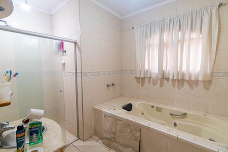 Casa à venda com 210m², 3 quartos e 2 vagas Casa à venda com 210m², 3 quartos e 2 vagasBanheiro da Suíte 1