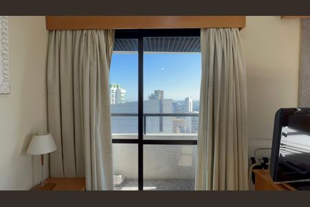 Studio à venda com 32m², 1 quarto e sem vaga Studio à venda com 32m², 1 quarto e sem vagaVaranda