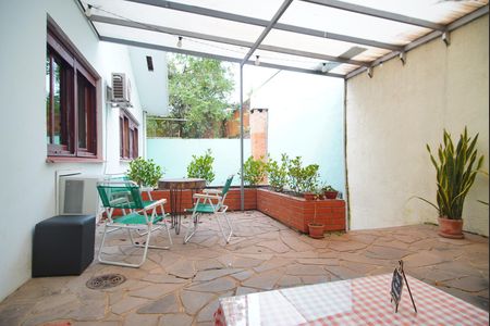 Casa à venda com 300m², 4 quartos e 4 vagasÁrea Externa