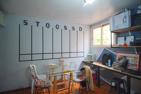 Sala 2 de casa à venda com 4 quartos, 300m² em Três Figueiras, Porto Alegre