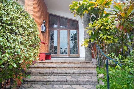 Casa à venda com 300m², 4 quartos e 4 vagasEntrada 