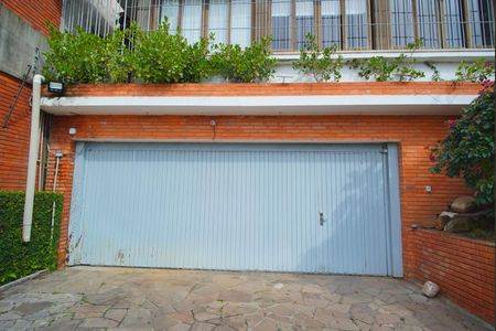 Casa à venda com 300m², 4 quartos e 4 vagasGaragem