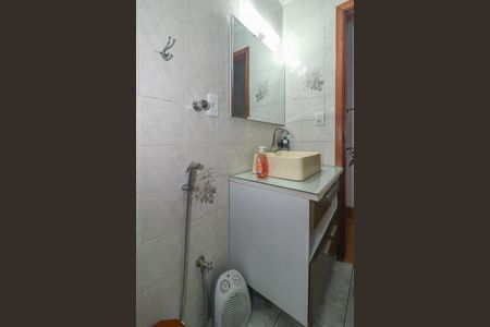 Apartamento à venda com 76m², 2 quartos e sem vagaBanheiro
