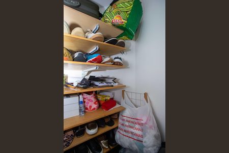 Apartamento à venda com 67m², 2 quartos e 1 vagaCloset