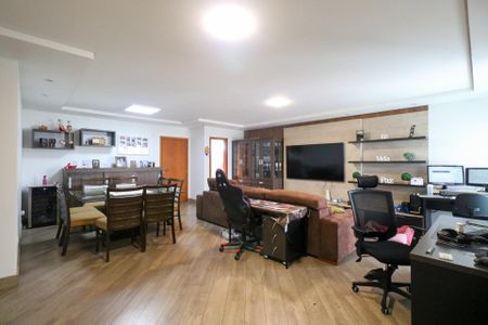 Apartamento à venda com 155m², 3 quartos e 4 vagas Apartamento à venda com 155m², 3 quartos e 4 vagasSala