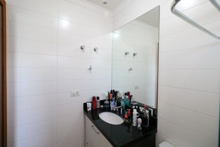 Apartamento à venda com 155m², 3 quartos e 4 vagas Apartamento à venda com 155m², 3 quartos e 4 vagasBanheiro da Suíte 2