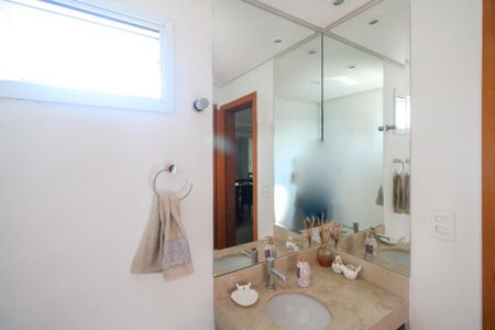 Apartamento à venda com 155m², 3 quartos e 4 vagas Apartamento à venda com 155m², 3 quartos e 4 vagasLavabo