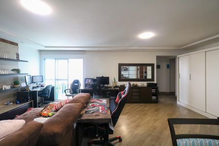 Apartamento à venda com 155m², 3 quartos e 4 vagas Apartamento à venda com 155m², 3 quartos e 4 vagasSala