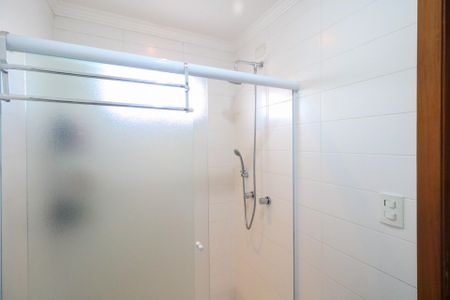 Apartamento à venda com 155m², 3 quartos e 4 vagas Apartamento à venda com 155m², 3 quartos e 4 vagasBanheiro da Suíte 2