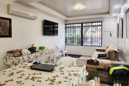 Sala de casa para alugar com 3 quartos, 150m² em Jardim Atlantico, São Bernardo do Campo