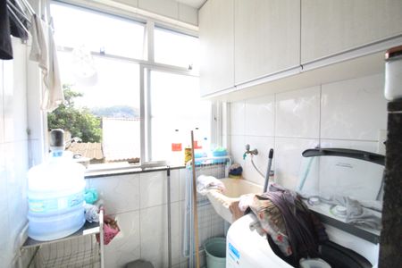 Apartamento à venda com 57m², 2 quartos e 2 vagasÁrea de serviço