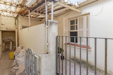 Casa à venda com 175m², 2 quartos e 2 vagasQuintal