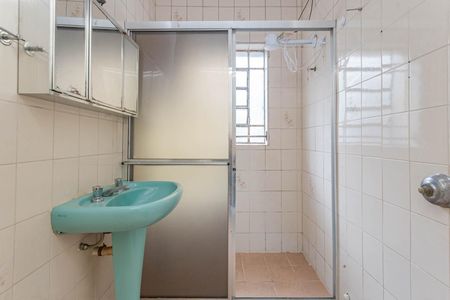 Casa à venda com 175m², 2 quartos e 2 vagasBanheiro