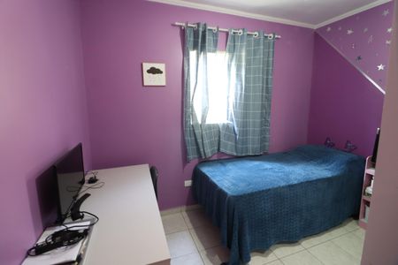 Casa à venda com 232m², 3 quartos e 3 vagasQuarto 2