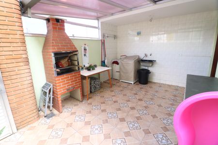 Casa à venda com 232m², 3 quartos e 3 vagasÁrea de Serviço