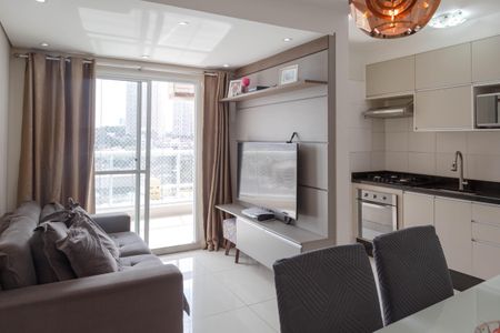 Sala de apartamento à venda com 2 quartos, 61m² em Vila Endres, Guarulhos