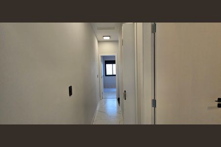 Casa à venda com 130m², 3 quartos e 2 vagasCorredor