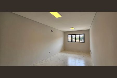 Casa à venda com 130m², 3 quartos e 2 vagasSala