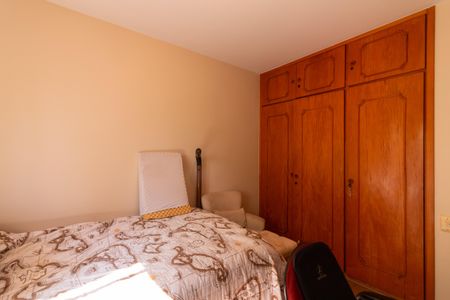 Apartamento para alugar com 146m², 3 quartos e 3 vagas Apartamento para alugar com 146m², 3 quartos e 3 vagasQuarto