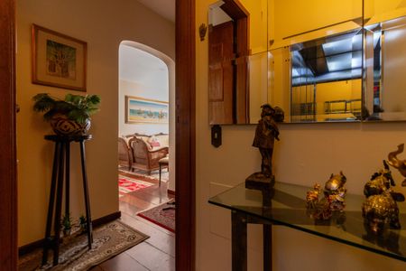 Apartamento para alugar com 146m², 3 quartos e 3 vagas Apartamento para alugar com 146m², 3 quartos e 3 vagasHall Sala