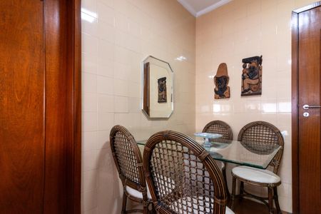 Apartamento para alugar com 146m², 3 quartos e 3 vagas Apartamento para alugar com 146m², 3 quartos e 3 vagasCozinha