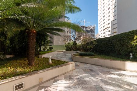 Apartamento para alugar com 146m², 3 quartos e 3 vagas Apartamento para alugar com 146m², 3 quartos e 3 vagasÁrea comum