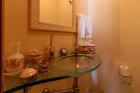 Apartamento para alugar com 146m², 3 quartos e 3 vagas Apartamento para alugar com 146m², 3 quartos e 3 vagasLavabo