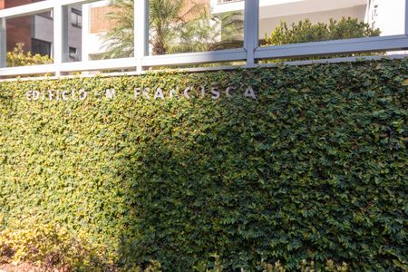 Apartamento para alugar com 146m², 3 quartos e 3 vagas Apartamento para alugar com 146m², 3 quartos e 3 vagasFachada