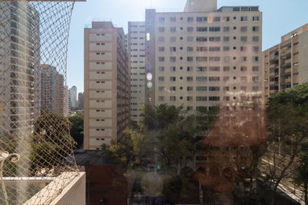 Apartamento para alugar com 146m², 3 quartos e 3 vagas Apartamento para alugar com 146m², 3 quartos e 3 vagasVista do Escritório