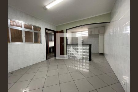 Casa à venda com 186m², 4 quartos e 4 vagas