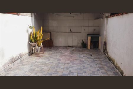 Casa à venda com 87m², 2 quartos e 1 vaga