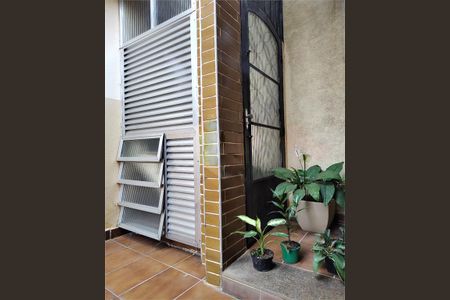 Casa à venda com 260m², 3 quartos e 3 vagas
