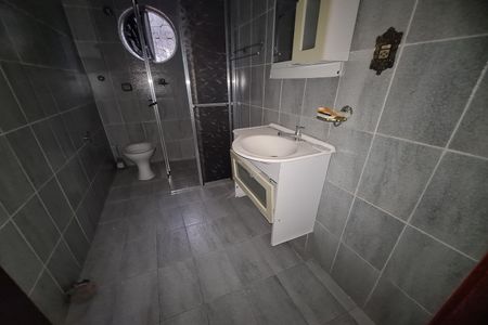 Casa à venda com 232m², 3 quartos e 3 vagasBanheiro Social