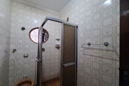 Casa à venda com 232m², 3 quartos e 3 vagasBanheiro da Suíte