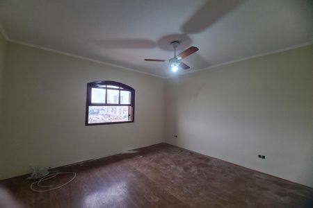 Casa à venda com 232m², 3 quartos e 3 vagasQuarto 2