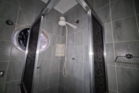 Casa à venda com 232m², 3 quartos e 3 vagasBanheiro Social