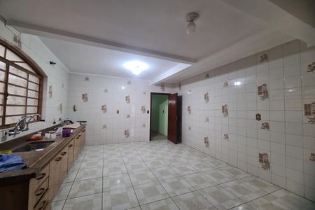 Casa à venda com 232m², 3 quartos e 3 vagasCozinha