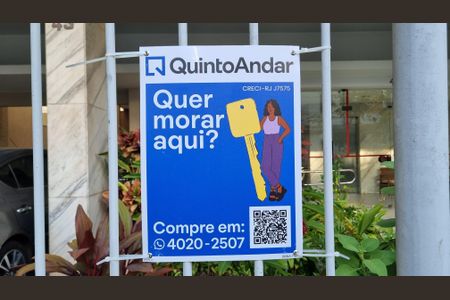 Apartamento à venda com 147m², 4 quartos e 1 vaga Apartamento à venda com 147m², 4 quartos e 1 vagaPlaca