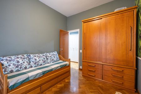 Apartamento à venda com 147m², 4 quartos e 1 vaga Apartamento à venda com 147m², 4 quartos e 1 vagaQuarto 3