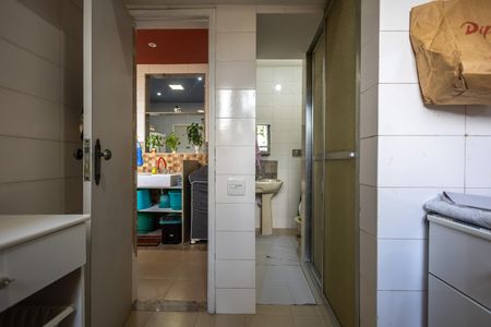 Apartamento à venda com 147m², 4 quartos e 1 vaga Apartamento à venda com 147m², 4 quartos e 1 vagaQuarto de Serviço