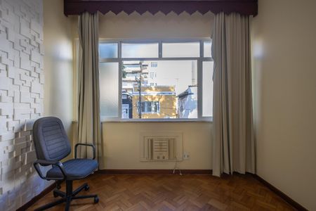 Apartamento à venda com 147m², 4 quartos e 1 vaga Apartamento à venda com 147m², 4 quartos e 1 vaga Suite