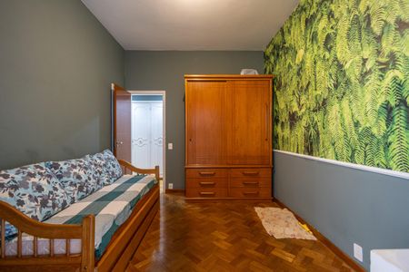 Apartamento à venda com 147m², 4 quartos e 1 vaga Apartamento à venda com 147m², 4 quartos e 1 vagaQuarto 3