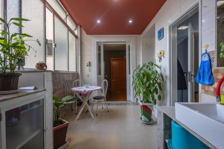 Apartamento à venda com 147m², 4 quartos e 1 vaga Apartamento à venda com 147m², 4 quartos e 1 vagaÁrea de Serviço