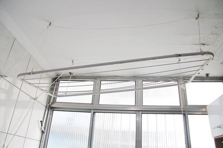 Apartamento à venda com 60m², 2 quartos e sem vagaCozinha e Área de Serviço